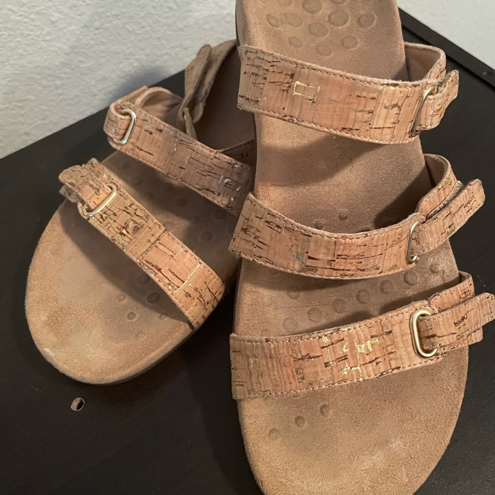 Women’s Vionic sandals